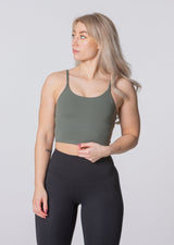 Everyday Top mit integrierten Pads