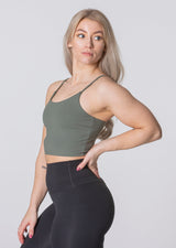 Everyday Top mit integrierten Pads