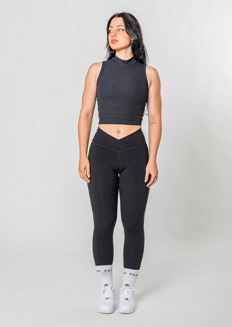 [PRE-ORDER] NOBLE Ribbed Crop Top