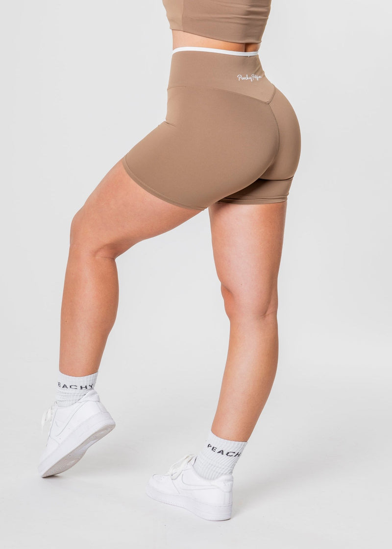 DYNAMIC Flared V-Waist Shorts [VORBESTELLUNG]