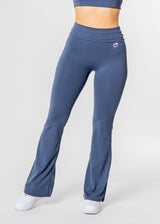 BREEZE Flared Leggings [VORBESTELLUNG]