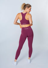 Set SUPERSOFT (Leggings con vita a V + reggiseno con scollo a goccia)