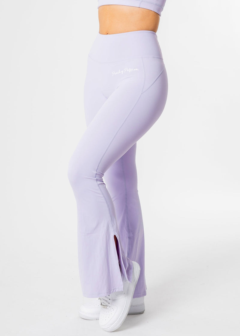 BLOOM Flared Leggings [VORBESTELLUNG]