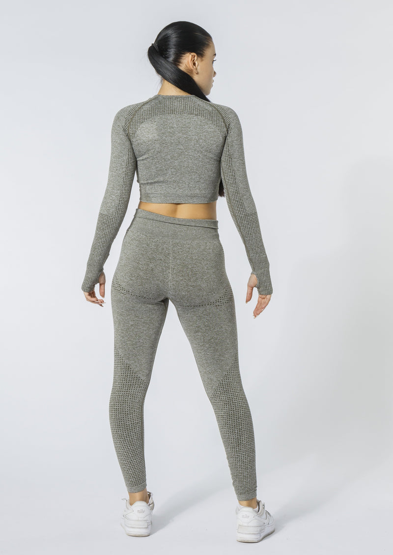 [DERNIÈRE CHANCE] Ensemble manches longues ACTIVE (leggings et t-shirt manches longues)