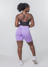 KYLIE Short sans couture à froufrous