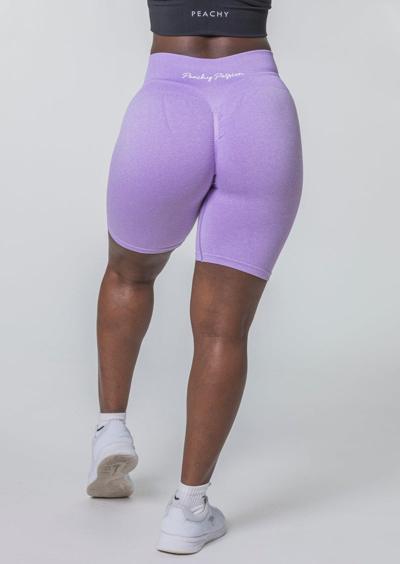 KYLIE Short sans couture à froufrous