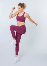 SUPERSOFT Set (V-Waist Leggings + Scoop Neck Bra)