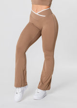 DYNAMIC Flared V-Waist Leggings
