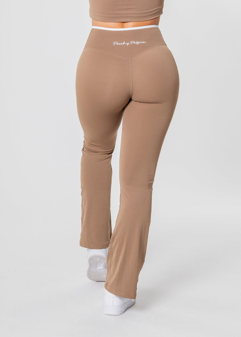 DYNAMIC Flared V-Waist Leggings