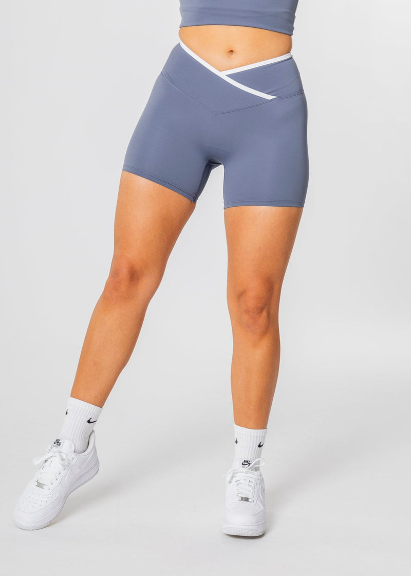 Short évasé taille V DYNAMIC