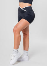 Short évasé taille V DYNAMIC