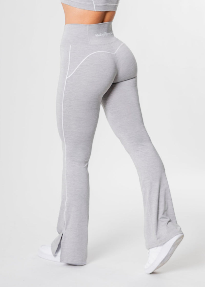 HARMONY Flared Leggings [VORBESTELLUNG]