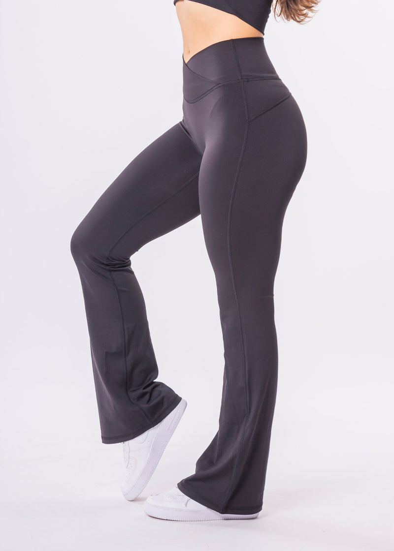SERENE Flared Leggings