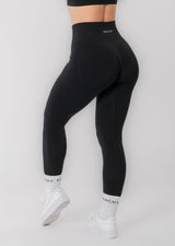Legging sans couture TRANSFORM (Couleur Noir PRÉCOMMANDE Délai de livraison environ 4 semaines)