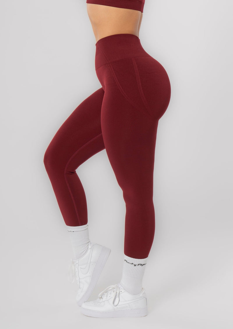 Legging sans couture TRANSFORM (Couleur Noir PRÉCOMMANDE Délai de livraison environ 4 semaines)