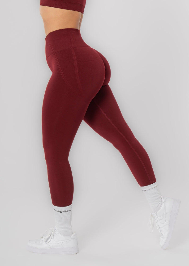 Legging sans couture TRANSFORM (Couleur Noir PRÉCOMMANDE Délai de livraison environ 4 semaines)
