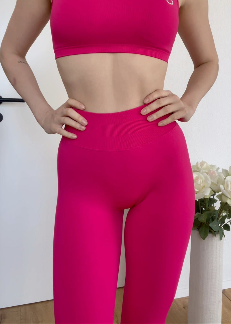 REFINE Seamless Scrunch Leggings