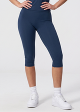 STUDIO Capri Leggings