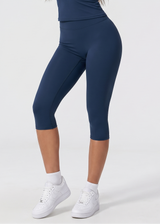 STUDIO Capri Leggings