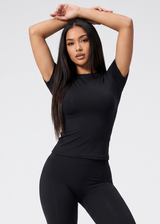 STUDIO T-shirt