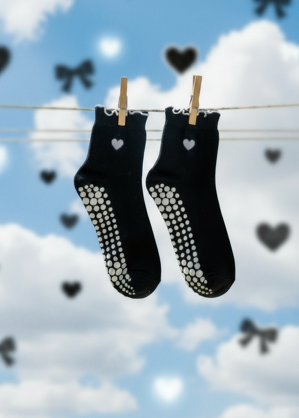 Pilates Socks - Black Heart Ruffle